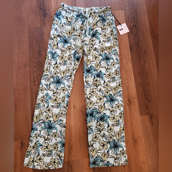 NWT Beach Riot Flowy Lightweight Beachy Tropical Floral Pants sz M - Picture 1 of 3